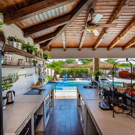 Andrea Zadarvillas * Zaton (Zadar)