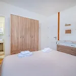 Andrea Zadarvillas Villa