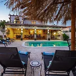 Andrea Zadarvillas * Zaton (Zadar)