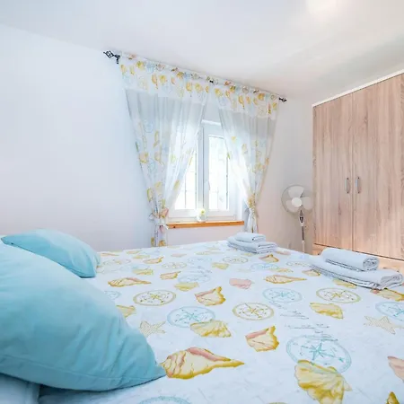 Andrea Zadarvillas Zaton (Zadar)